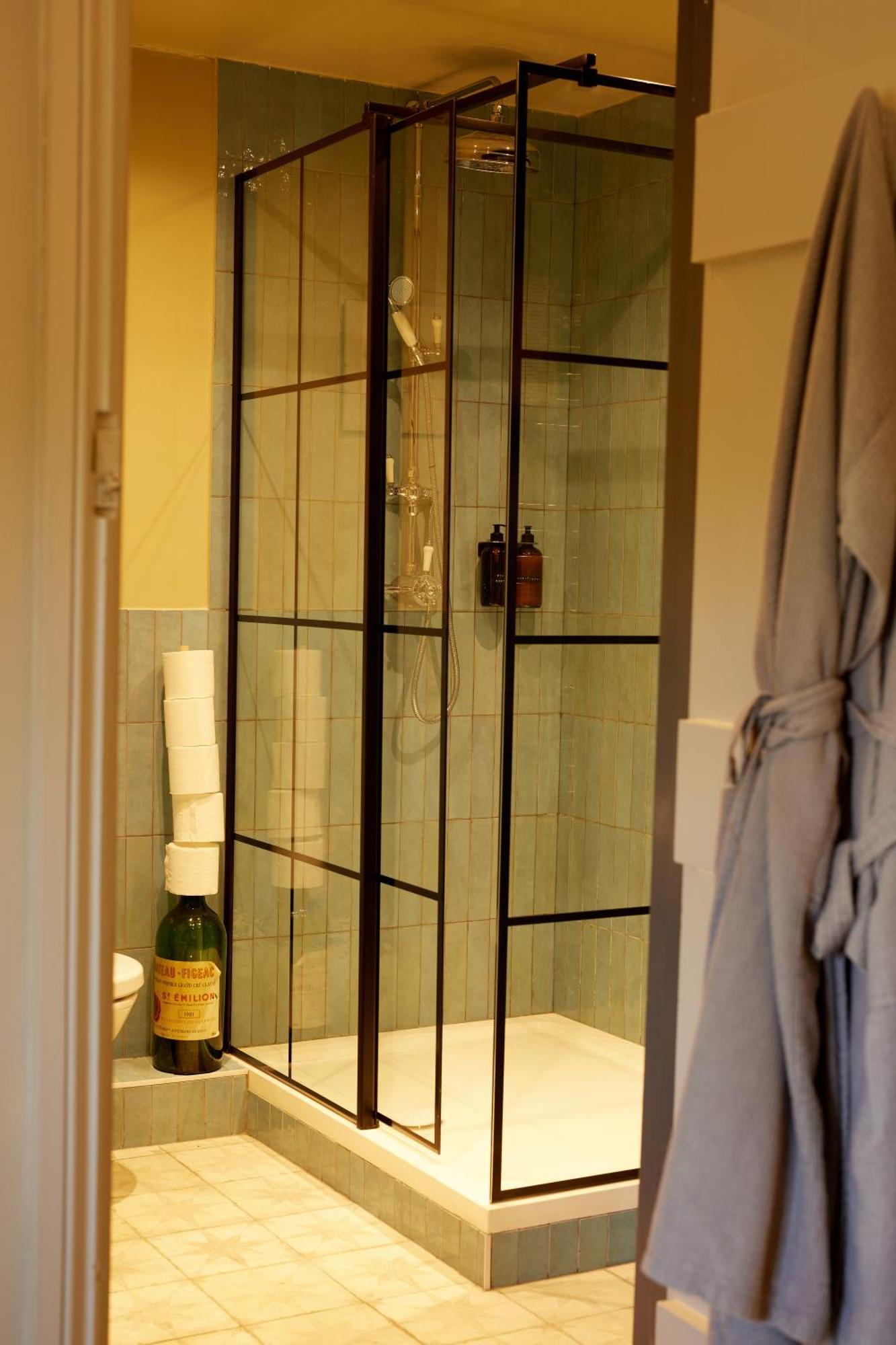 Inn The Wheatsheaf Combe Hay 4*